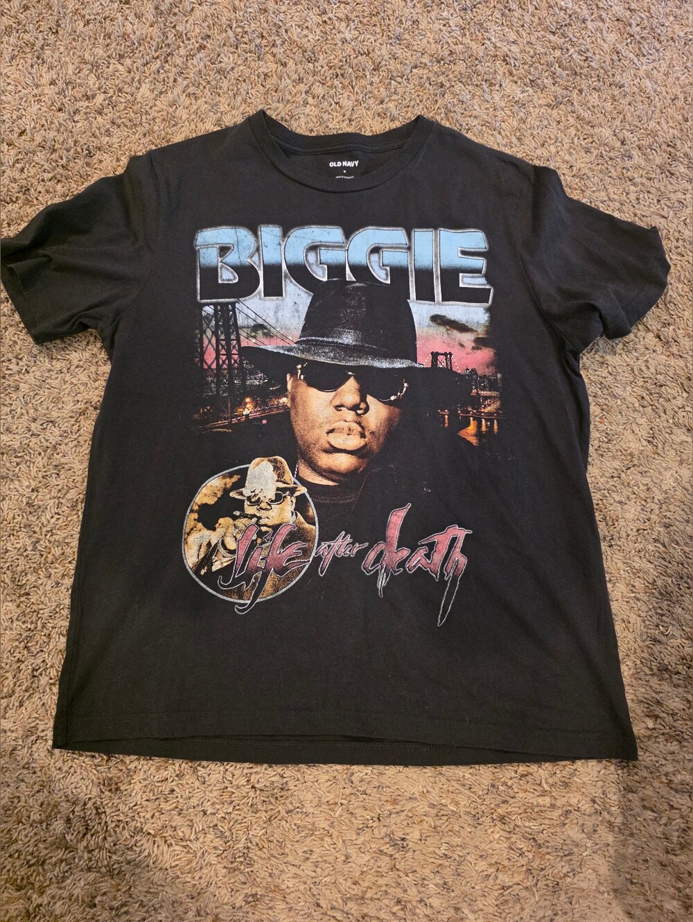 Old Navy Men's Medium Biggie Graphic Tee